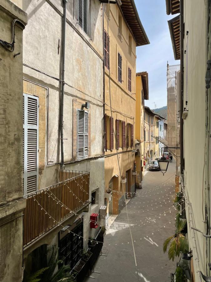 Appartamento Di Via Macello Vecchio Spoleto Exterior photo